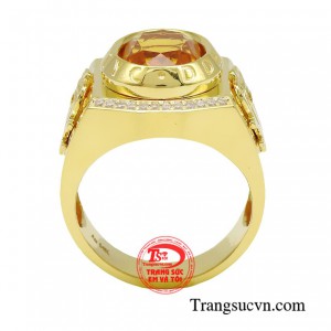 Chỉn chu trong việc tạo dựng phong cách cùng chiếc nhẫn nam đá quý sẽ giúp phái mạnh tạo nên dấu ấn khác biệt.
