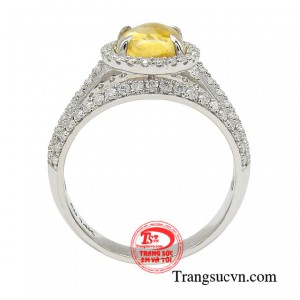 Sản phẩm được thiết kế theo phong cách nhẹ nhàng, đằm thắm nhưng cũng toát lên phong thái tự tin, chuyên nghiệp cho người phụ nữ. 