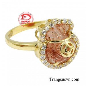 Chính vì vậy mà nhẫn túi tiền được dùng để cầu may mắn, thu hút tài lộc tiền bạc, của cải vật chất đến với mình và hơn nữa là để cầu sự thuận lợi trong làm ăn, buôn bán. 