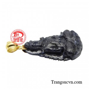 Nên khi đeo mặt dây chyền phật bà quan âm sẽ giúp gia chủ bình an.
