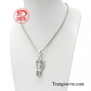 Sản phẩm cũng được xem như phụ kiện khiến các anh trở nên đẳng cấp, quyến rũ hơn bởi giá trị và ý nghĩa mà nó mang lại.