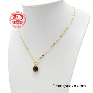 Còn ở phương Tây, Garnet là biểu tượng của chòm sao Thiên Bình trong cung hoàng đạo