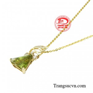 Trở thành mảnh ghép hoàn hảo nhất tô điểm cho vẻ ngoài rạng rỡ cho chị em phụ nữ.
