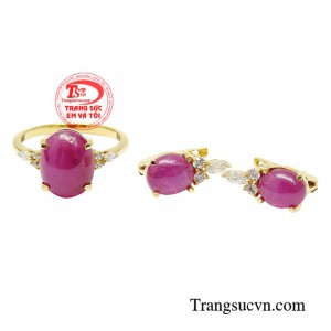 Món phụ kiện nhỏ xinh nhưng sang trọng này sẽ giúp chị em có thêm niềm tin, sự lạc quan và động lực trong cuộc sống, để sẵn sàng đón nhận những thử thách mới. 