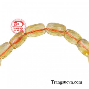 Sử dụng chuỗi tay làm từ đá thạch anh vàng bạn sẽ có cảm giác cơ thể tràn đầy năng lượng, năng động hơn trong cuộc sống và trong công việc.