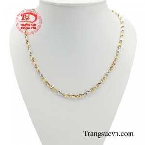 Dây chuyền trẻ em khỏe khoắn là mẫu trang sức đẹp mắt được nhiều bậc cha mẹ lựa chọn cho bé yêu của mình.