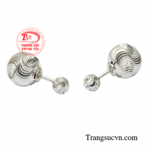 Mang đến một thiết kế vô cùng đẳng cấp và cuốn hút người nhìn.