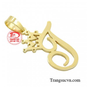 Sản phẩm được làm từ vàng 18k cao cấp bởi những người thợ lành nghề, những đường nét được cắt thủ công rất cầu kỳ và tinh tế.