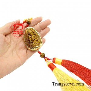 Sản phẩm đặc biệt bởi sử dụng chất liệu đá quý mắt hổ thiên nhiên kết hợp vàng 14k tạo sự cao cấp cho chiếc xe của bạn.