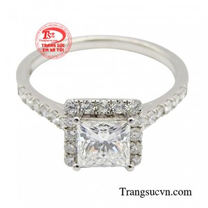 Nhẫn nữ kim cương là dòng trang sức dễ chiều lòng phái đẹp nhất. 