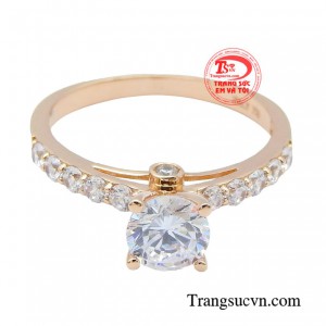 Sản phẩm tượng trưng cho tình yêu thiêng liêng và bất diệt, đó là lời hứa sẽ dành tình cảm cho cô gái mình yêu suốt cả cuộc đời.