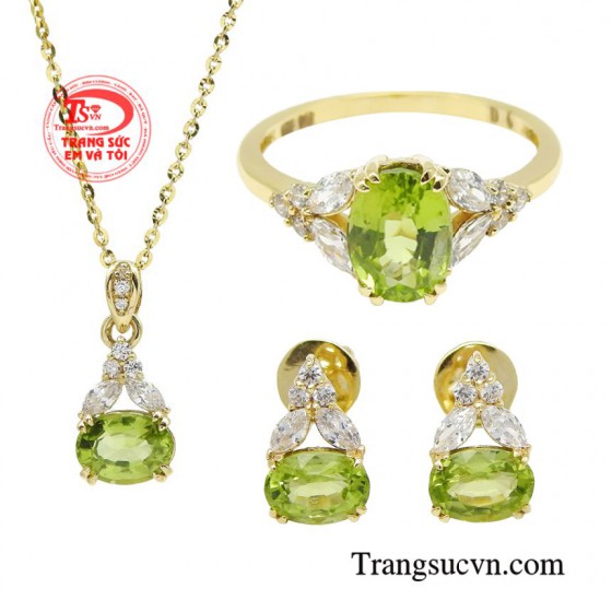 Bộ trang sức peridot thanh lịch