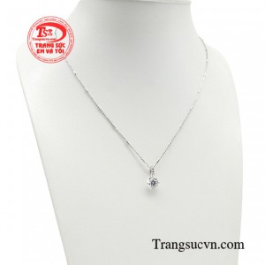 Sẽ thật tuyệt nếu nàng có 1 diện mạo hoàn chỉnh, tươi tắn, đáng yêu để dạo phố, họp mặt bạn bè. 