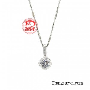 Các cô nàng luôn xứng đáng nhận được những điều tốt đẹp nhất.