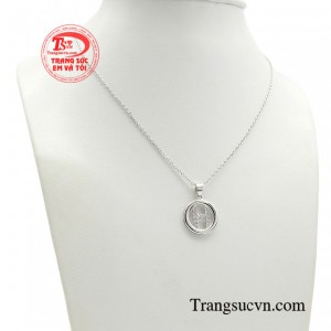 Không chỉ làm tăng sự kiêu sa, quý phái cho diện mạo