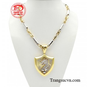 Bộ dây rồng phong độ với sức mạnh vạn năng, rồng là loài vật mang nhiều dương khí giúp tăng cường vượng khí, xua đuổi tà khí.