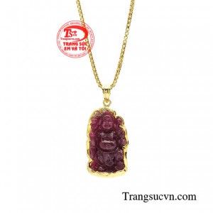 Do đó, khi đeo bộ dây chuyền Phật Di Lặc đá ruby người dùng sẽ luôn có cảm giác lạc quan, vui vẻ.