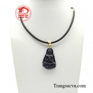 Bộ quan âm saphir phú quý tượng trưng cho sự may mắn, lạc quan, vui vẻ và loại bỏ sự xui xẻo cho chủ nhân. 