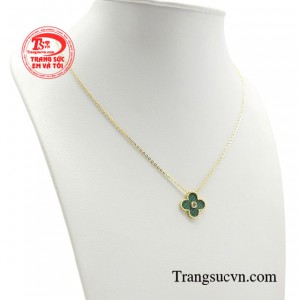 Tinh xảo, cuốn hút và sang trọng là những gì mà sản phẩm có thể đem lại. 