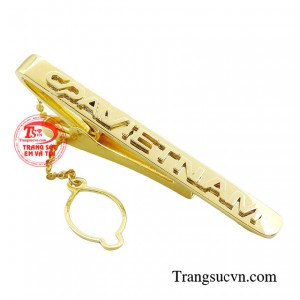 Có thể nói kẹp cà vạt và Suit là bộ đôi gần như không thể thiếu để tôn lên vẻ chỉn chu hoàn thiện.