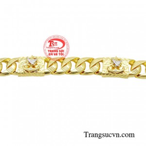 Chính những điều đó, mà lắc tay đại bàng được xem là vật phong thủy đem lại nhiều may mắn.