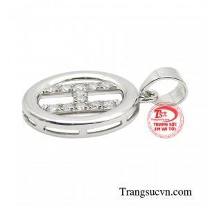 Sản phẩm toát lên sự nhẹ nhàng, thanh thoát trong mọi khoảnh khắc. 