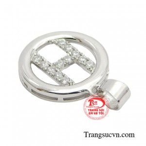 Thích hợp với nhiều phong cách từ mộc mạc, giản dị đến trang nhã, thanh tú