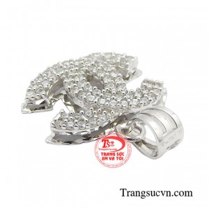 Chính vì thế, EVT luôn hướng đến sự tối giản, trang nhã.