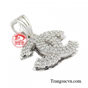 Nó sẽ giúp bạn tôn được vẻ đẹp xa hoa, quý phái và sang trọng của mình.