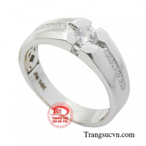 Sản phẩm là sự lựa chọn hoàn hảo, khẳng định phong cách thời trang và làm bật lên vẻ đẹp nam tính, chuẩn chất quý ông.