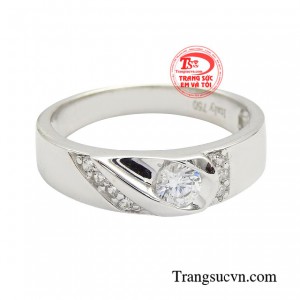 Sản phẩm được chế tác từ vàng trắng 18k cùng các đường nét tinh xảo