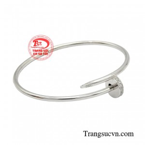 Những cô nàng biết chăm sóc bản thân luôn toát lên nét quyến rũ với vẻ ngoài ấn tượng. 