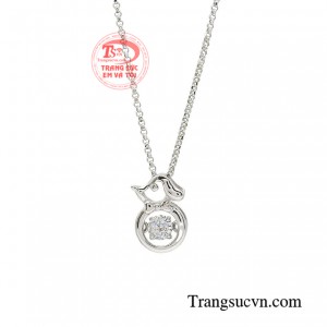 Đồng thời cũng là gợi ý quà tặng tuyệt vời giúp các chàng thể hiện sự quan tâm tinh tế đến người thương.