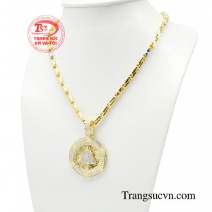 Đồng thời toát lên sự nam tính, hào hoa cùng thần thái và phong cách thời trang.