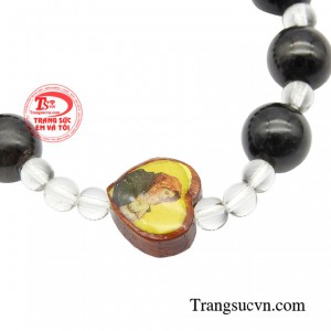 Đeo chuỗi mân côi bên mình để thấy tâm hồn được bình an và cũng là để cuộc sống tốt đẹp hơn.