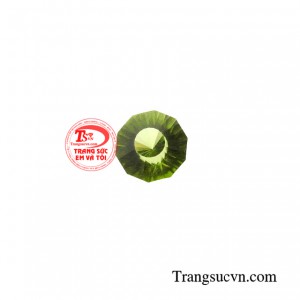 Đá peridot sang trọng là viên đá rất được giới doanh nhân thành đạt ưa chuộng.