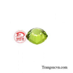 Bên cạnh những công dụng tuyệt vời trên, đá Peridot còn đem lại cho chủ nhân cảm giác an toàn, xua đi nỗi sợ hãi trong bóng tối. 