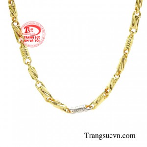 Chiếc dây chuyền thách thức thời gian mang đến cho quý ông vẻ ngoài lịch lãm, đĩnh đạc hơn trong mỗi lần xuất hiện.