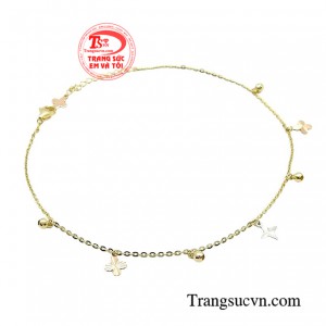 Bởi vẻ đẹp tinh tế, duyên dáng và sang trọng của nó. 