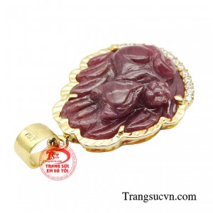 Hỗ trợ gắn kết tình cảm thêm mặn nồng. Hơn nữa màu của đá Ruby là màu của may mắn thông qua đó giúp chủ nhân cải thiện được vận may trong cuộc sống