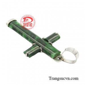 Vậy nên khi đeo mặt dây chuyền này sẽ giúp con người có suy nghĩ tích cực.