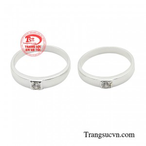 Không những thế đeo nhẫn giúp bạn có thể kị gió, bảo về sức khỏe bản thân.
