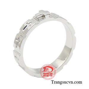 Nhẫn nam thánh giá vàng trắng được ưa chuộng bởi sự đơn giản, tinh tế và lịch lãm.