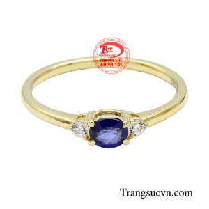 Sở hữu bên mình món trang sức chỉ dành cho người phụ nữ hiện đại, nàng kiêu hãnh và tự tin trở thành phiên bản hoàn hảo nhất của chính mình.