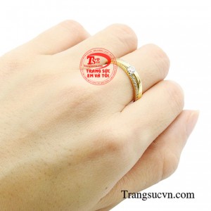 sản phẩm thể hiện sự cuốn hút riêng biệt và chất lượng vật liệu bảo đảm uy tín. 