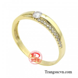 Cùng sự kết hợp hài hòa từng chi tiết, kiểu dáng, mang đến phong cách độc đáo và đẳng cấp cho phái đẹp.