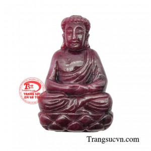 Phật Thích Ca Ruby Bình An giúp cho người đeo luôn gặp nhiều may mắn, có thể hóa hóa hung thành lành và luôn được bình an. 