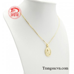 Bộ dây chuyền sẽ là món quà vô cùng ý nghĩa dành tặng người thân yêu vào những dịp lễ tết đặc biệt.