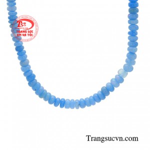 Opal sở hữu hiệu ứng màu sắc rực rỡ, đa dạng về phổ màu. 