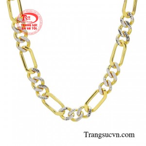 Đây là món trang sức luôn mang trong mình sức mạnh và sự bền bỉ chắc chắn khiến người đeo có cảm giác tự tin với vẻ bề ngoài của mình hơn. 